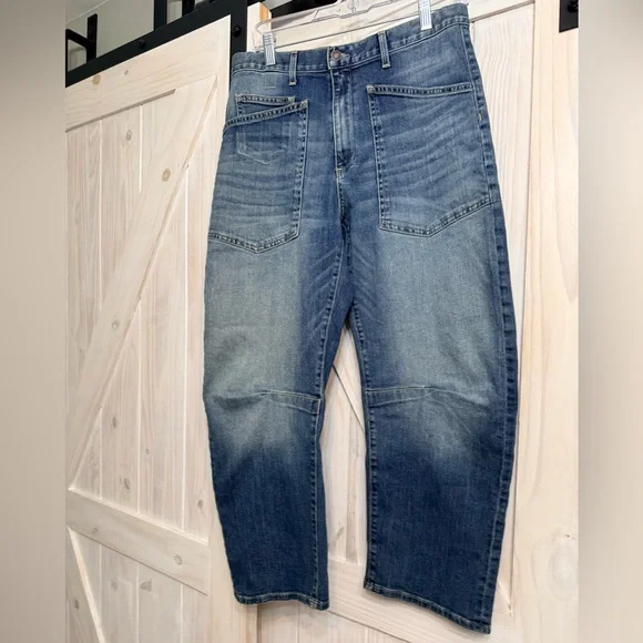 Nili Lotan Shon Bow Leg Classic Wash Jeans size 28-6 Runs large see measurements - Picture 5 of 16